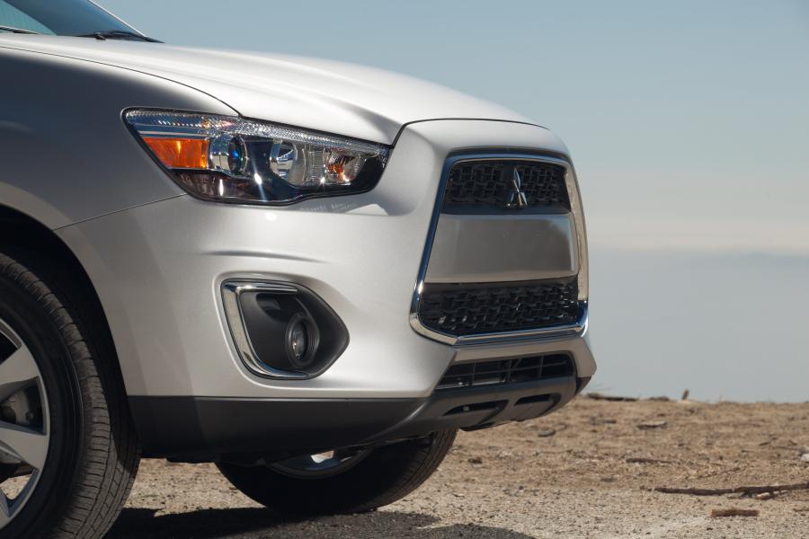  Mitsubishi Outlander Sport 2013 года  (фото 60 из 83)